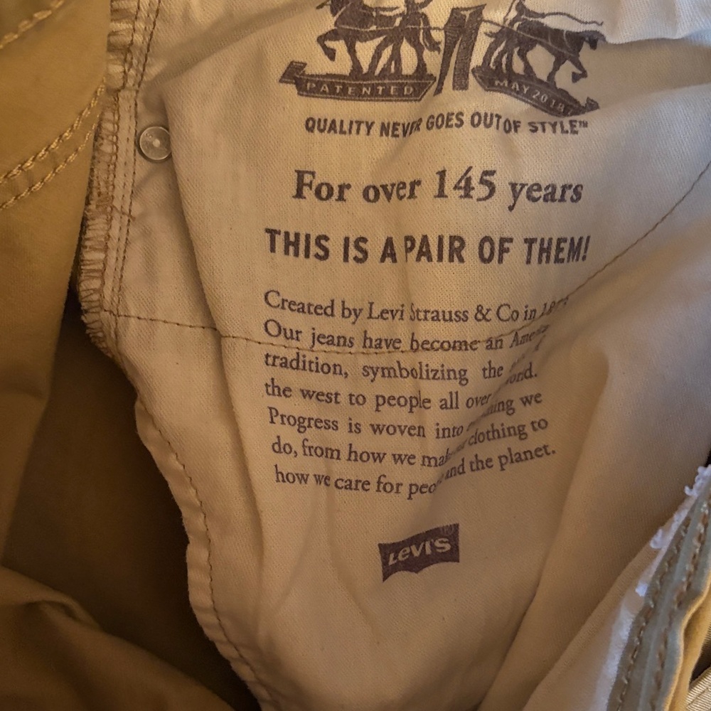 Levi's Men's Khaki Chinos 502 34x30 waist 34 length 30 - Picture 2 of 8